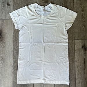 Lululemon White Swiftly Tech